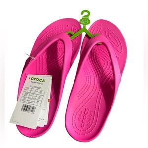 Crocs 8 Women’s Kadee Hot Pink Flip Flops